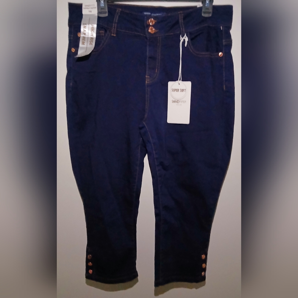 Sandpiper Womens Capri Jean Pant Dark blue rinse Size 14